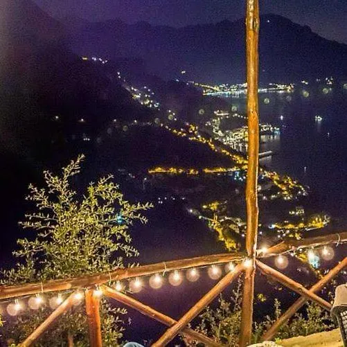 La Casetta Nel Bosco, أمالفي بيت للعطل